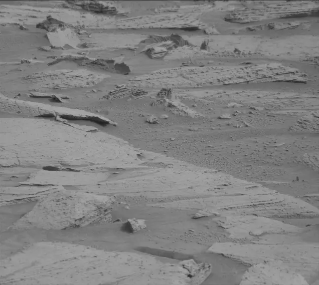 Sol 3631: Mast Camera (Mastcam)