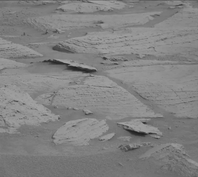 Sol 3631: Mast Camera (Mastcam)