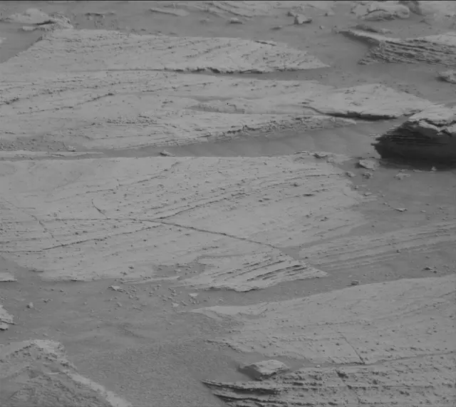 Sol 3631: Mast Camera (Mastcam)