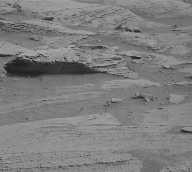 Sol 3631: Mast Camera (Mastcam)