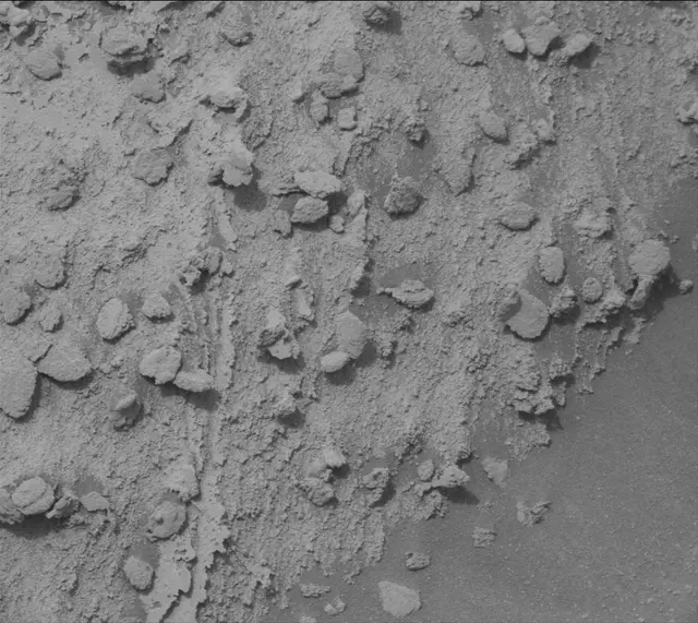 Sol 3631: Mast Camera (Mastcam)
