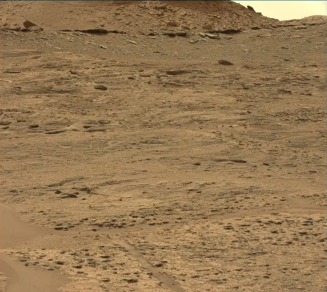 Sol 3633: Mast Camera (Mastcam)