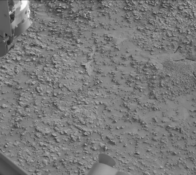 Sol 3633: Mast Camera (Mastcam)