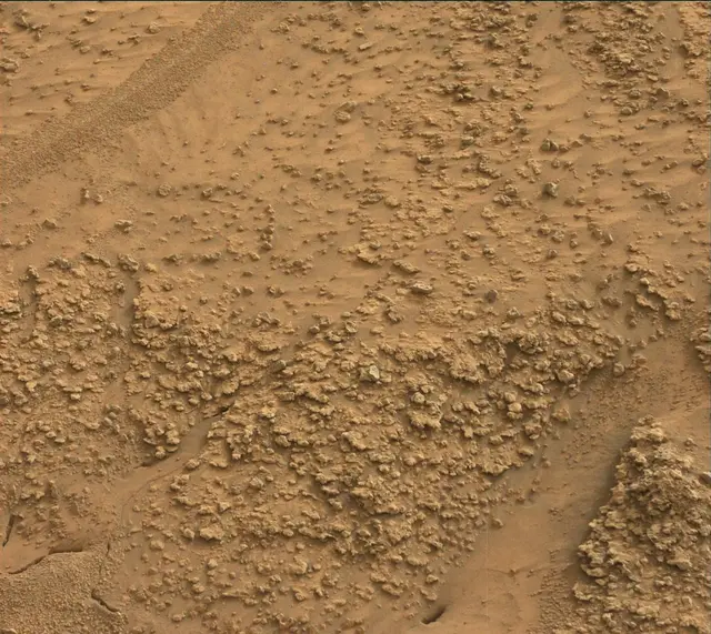 Sol 3633: Mast Camera (Mastcam)