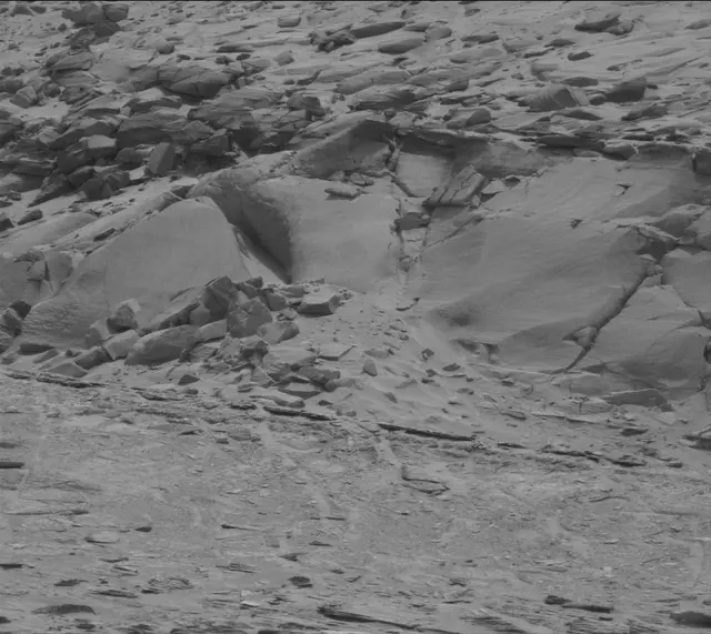 Sol 3633: Mast Camera (Mastcam)