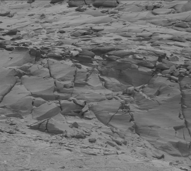 Sol 3633: Mast Camera (Mastcam)