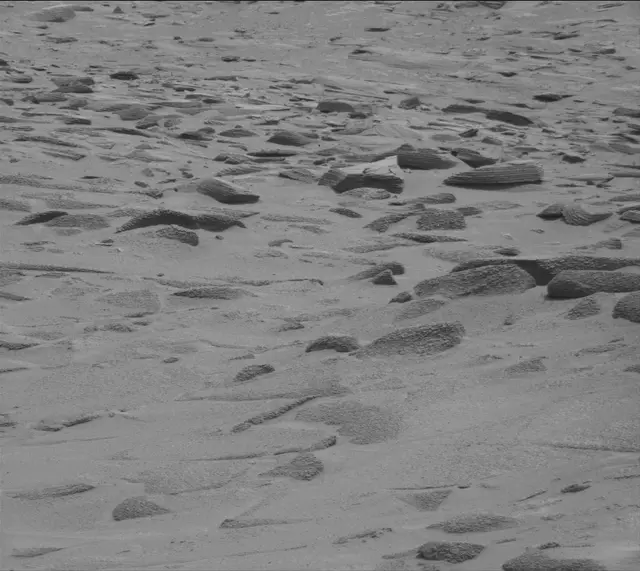 Sol 3633: Mast Camera (Mastcam)