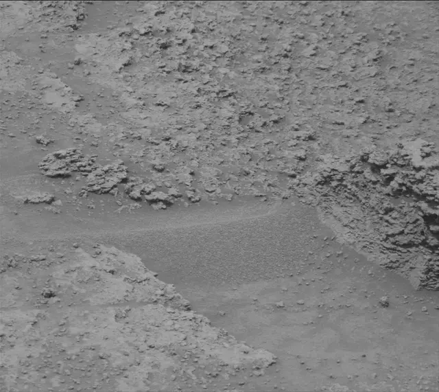 Sol 3633: Mast Camera (Mastcam)
