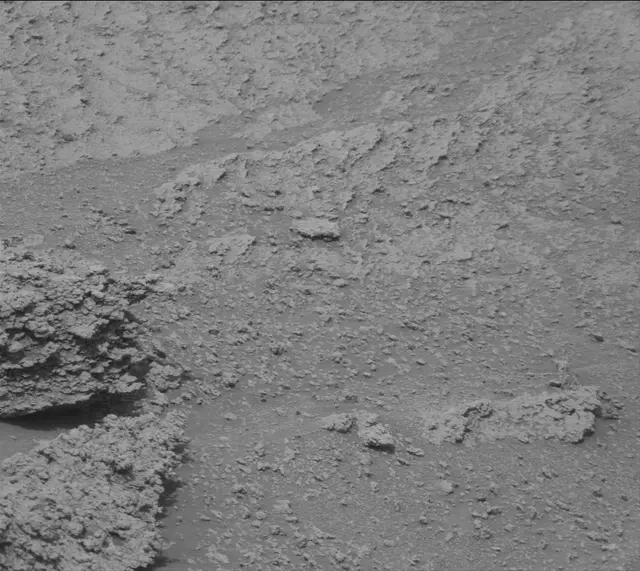 Sol 3633: Mast Camera (Mastcam)