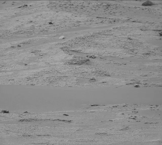 Sol 3633: Mast Camera (Mastcam)