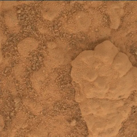 Sol 3633: Mars Hand Lens Imager (MAHLI)
