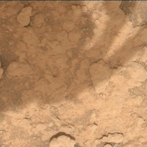 Sol 3633: Mars Hand Lens Imager (MAHLI)