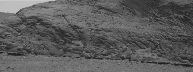 Sol 3635: Mast Camera (Mastcam)