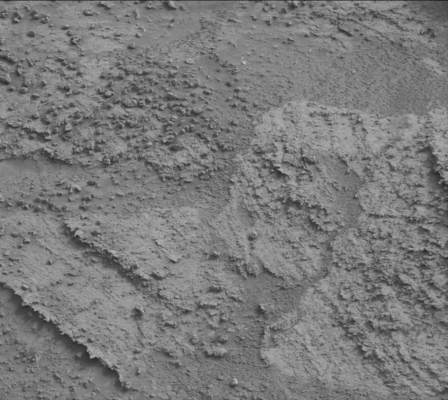 Sol 3635: Mast Camera (Mastcam)