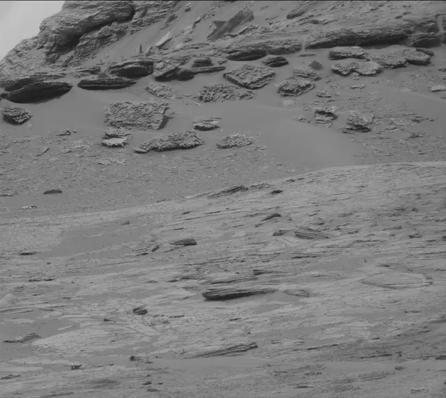 Sol 3635: Mast Camera (Mastcam)