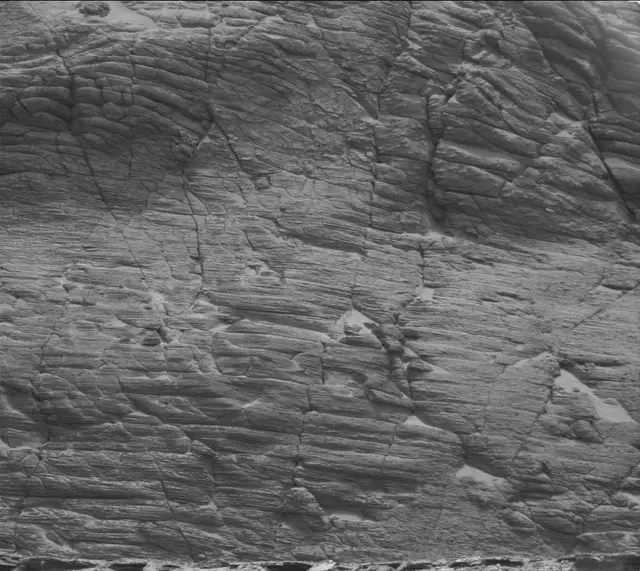 Sol 3635: Mast Camera (Mastcam)