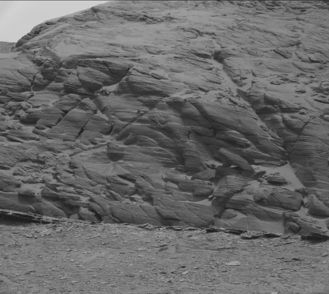 Sol 3635: Mast Camera (Mastcam)