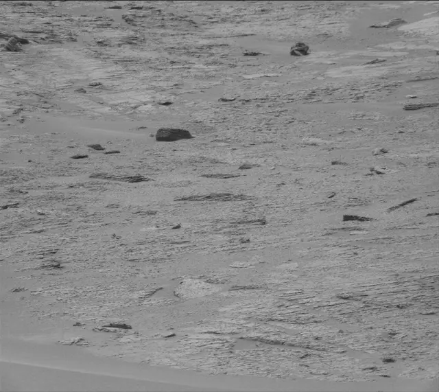 Sol 3635: Mast Camera (Mastcam)