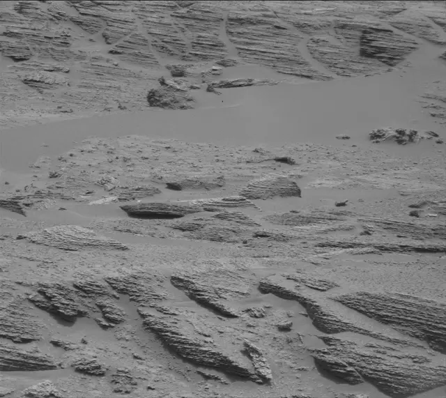 Sol 3635: Mast Camera (Mastcam)