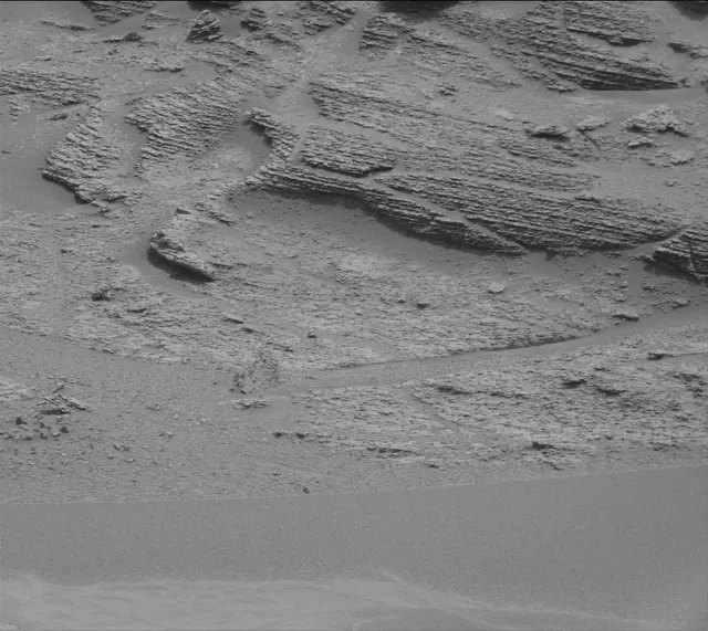 Sol 3635: Mast Camera (Mastcam)