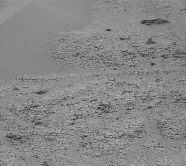 Sol 3635: Mast Camera (Mastcam)