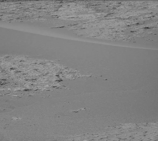Sol 3635: Mast Camera (Mastcam)