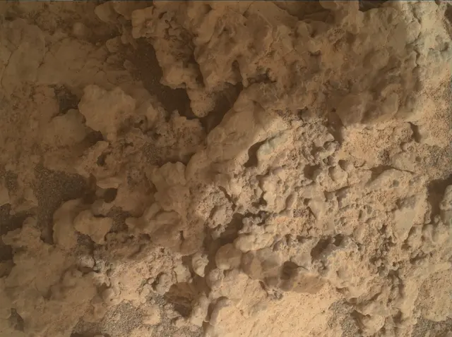 Sol 3635: Mars Hand Lens Imager (MAHLI)