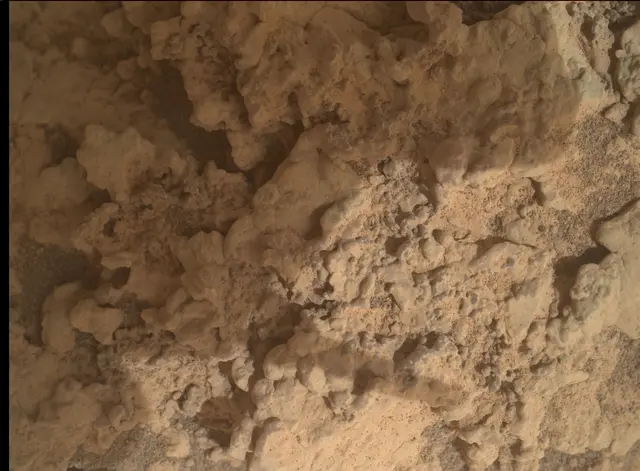 Sol 3635: Mars Hand Lens Imager (MAHLI)