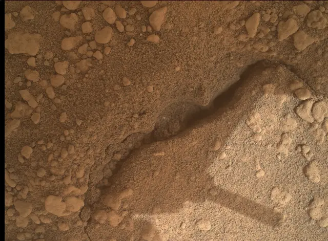 Sol 3635: Mars Hand Lens Imager (MAHLI)