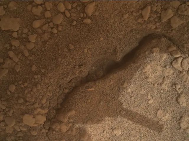 Sol 3635: Mars Hand Lens Imager (MAHLI)