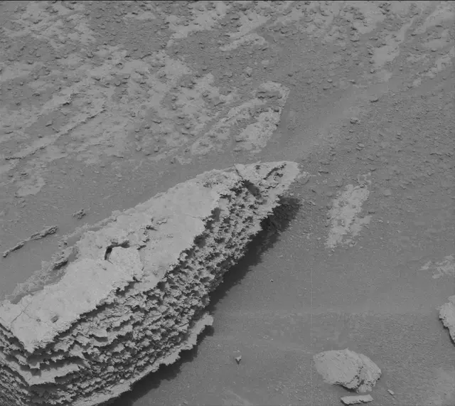 Sol 3637: Mast Camera (Mastcam)