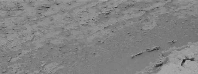 Sol 3637: Mast Camera (Mastcam)