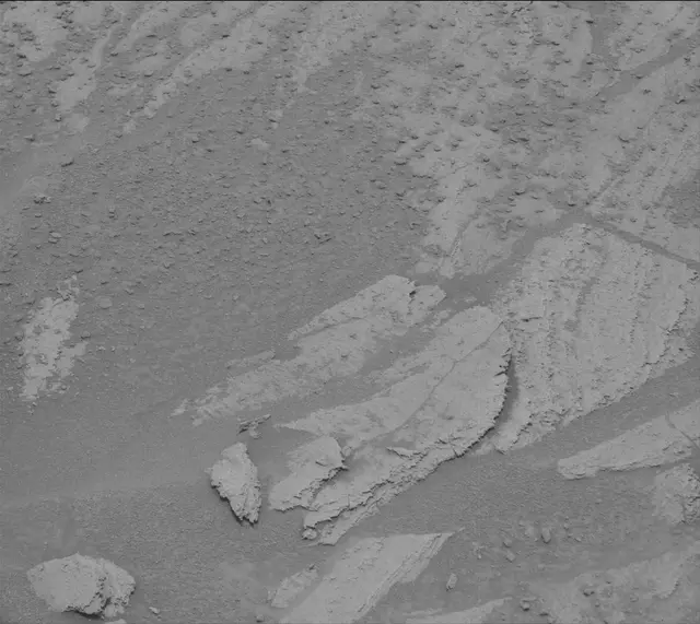 Sol 3637: Mast Camera (Mastcam)