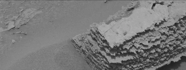 Sol 3637: Mast Camera (Mastcam)