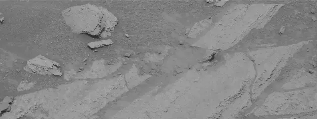 Sol 3637: Mast Camera (Mastcam)