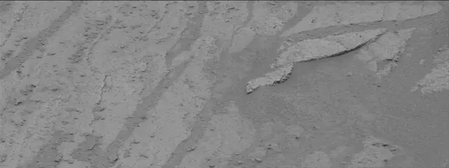 Sol 3637: Mast Camera (Mastcam)