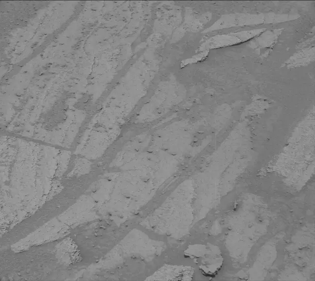 Sol 3637: Mast Camera (Mastcam)