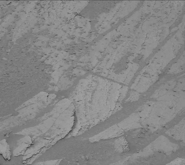 Sol 3637: Mast Camera (Mastcam)