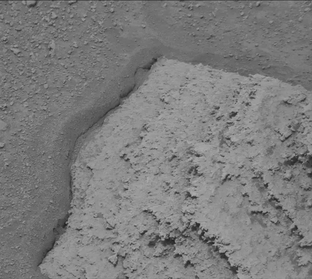 Sol 3637: Mast Camera (Mastcam)