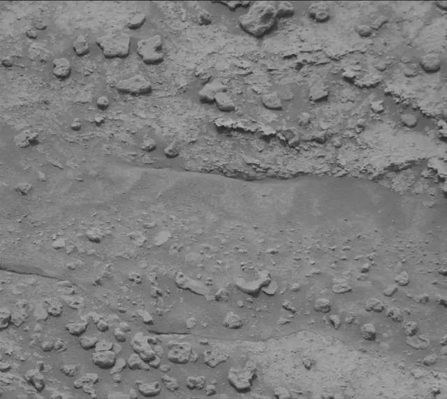 Sol 3637: Mast Camera (Mastcam)