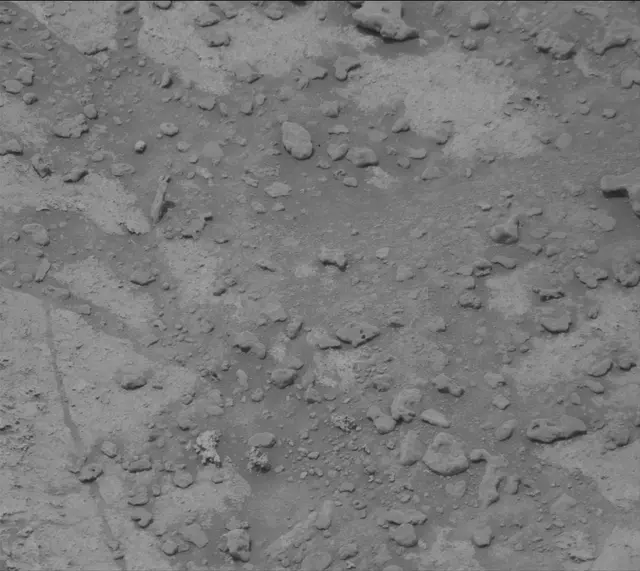 Sol 3637: Mast Camera (Mastcam)