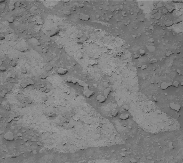 Sol 3637: Mast Camera (Mastcam)