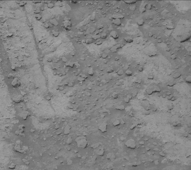 Sol 3637: Mast Camera (Mastcam)