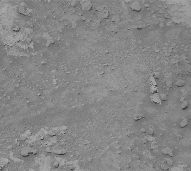 Sol 3637: Mast Camera (Mastcam)