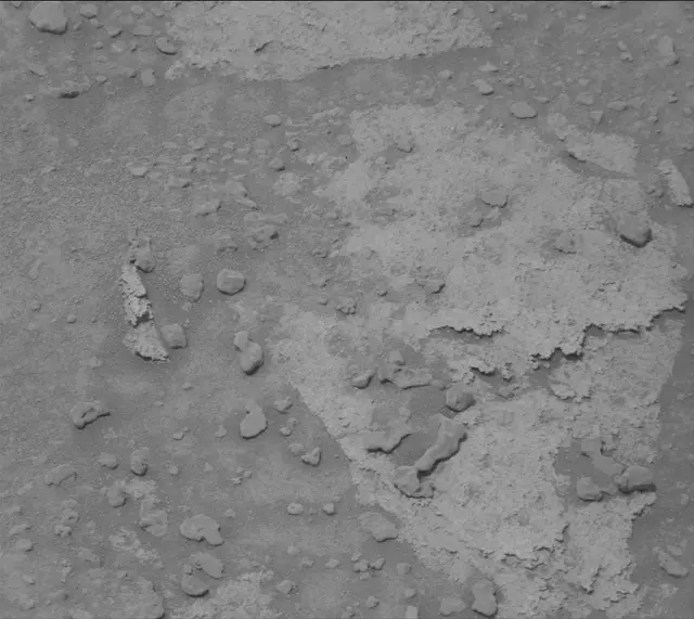Sol 3637: Mast Camera (Mastcam)