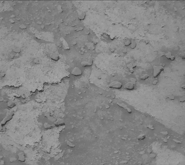 Sol 3637: Mast Camera (Mastcam)