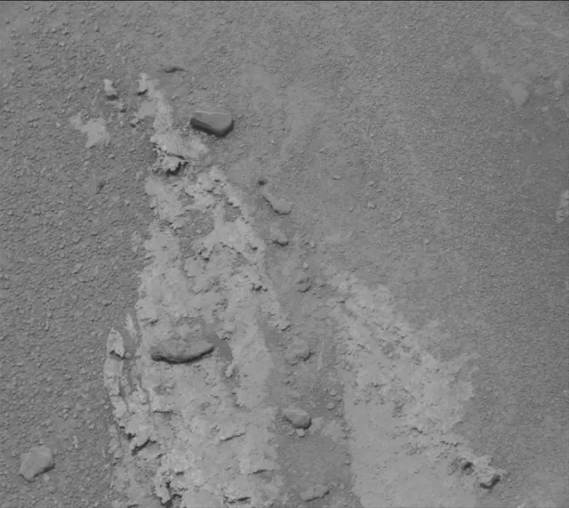 Sol 3637: Mast Camera (Mastcam)