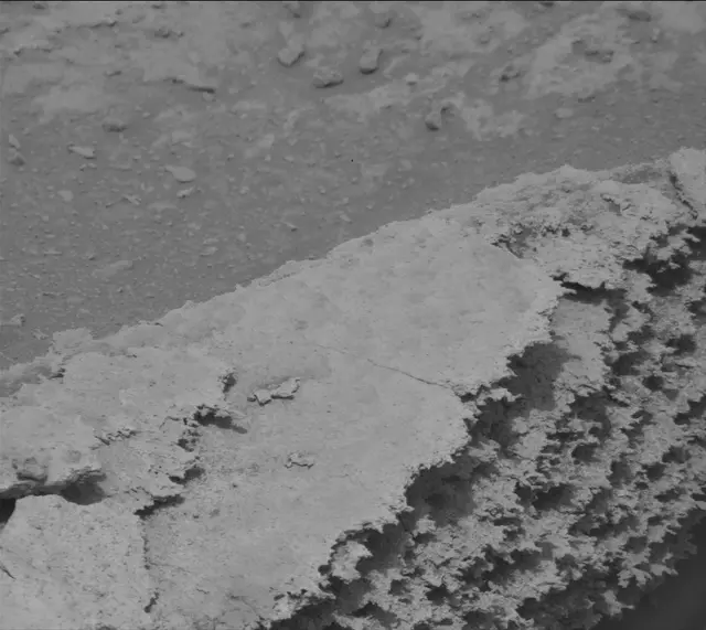 Sol 3637: Mast Camera (Mastcam)