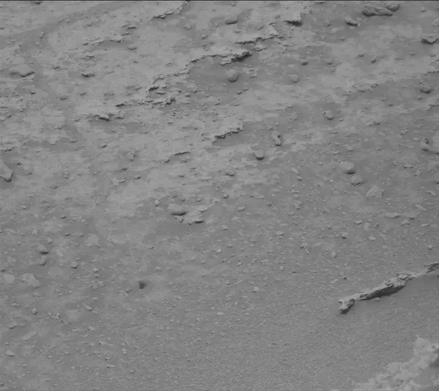 Sol 3637: Mast Camera (Mastcam)