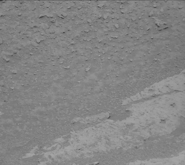 Sol 3637: Mast Camera (Mastcam)